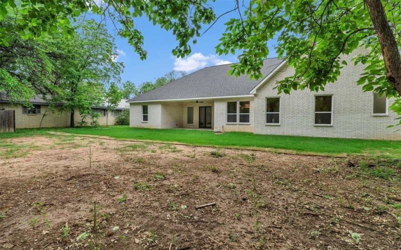 1810 Kynette Drive, Euless, TX 76040, 4 Bedrooms Bedrooms, ,2 BathroomsBathrooms,Residential,For Sale,1810 Kynette Drive,20919802