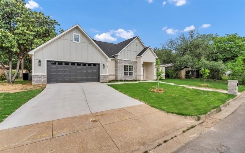 1810 Kynette Drive, Euless, TX 76040, 4 Bedrooms Bedrooms, ,2 BathroomsBathrooms,Residential,For Sale,1810 Kynette Drive,20919802