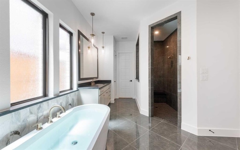3528 Coral Hill Street, Frisco, TX 75033, 5 Bedrooms Bedrooms, ,6 BathroomsBathrooms,Residential,For Sale,3528 Coral Hill Street,0,20919815