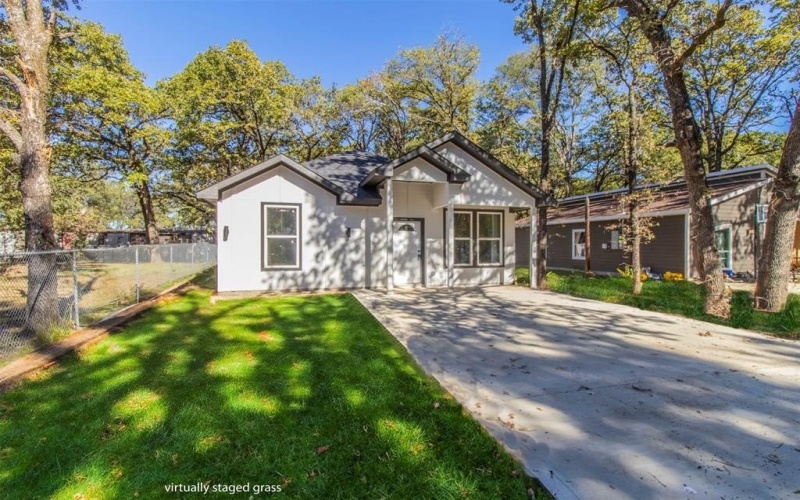 120 Red Bird Lane, Mabank, TX 75156, 3 Bedrooms Bedrooms, ,2 BathroomsBathrooms,Residential,For Sale,120 Red Bird Lane,20919940
