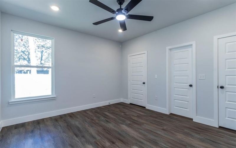 120 Red Bird Lane, Mabank, TX 75156, 3 Bedrooms Bedrooms, ,2 BathroomsBathrooms,Residential,For Sale,120 Red Bird Lane,20919940