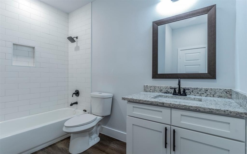 120 Red Bird Lane, Mabank, TX 75156, 3 Bedrooms Bedrooms, ,2 BathroomsBathrooms,Residential,For Sale,120 Red Bird Lane,20919940