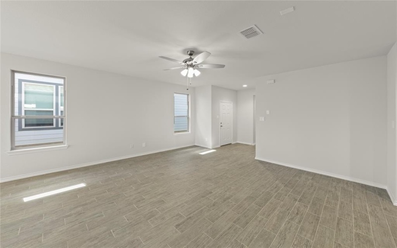1617 Meadow Crest Drive, Aubrey, TX 76227, 3 Habitaciones Habitaciones , ,2 BañosBaños,Residential,En Venta,1617 Meadow Crest Drive,0,20920183