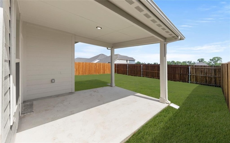 1617 Meadow Crest Drive, Aubrey, TX 76227, 3 Habitaciones Habitaciones , ,2 BañosBaños,Residential,En Venta,1617 Meadow Crest Drive,0,20920183