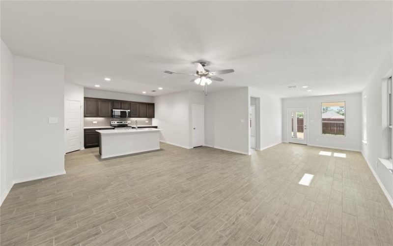 1617 Meadow Crest Drive, Aubrey, TX 76227, 3 Habitaciones Habitaciones , ,2 BañosBaños,Residential,En Venta,1617 Meadow Crest Drive,0,20920183