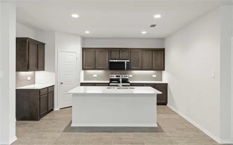 1617 Meadow Crest Drive, Aubrey, TX 76227, 3 Habitaciones Habitaciones , ,2 BañosBaños,Residential,En Venta,1617 Meadow Crest Drive,0,20920183