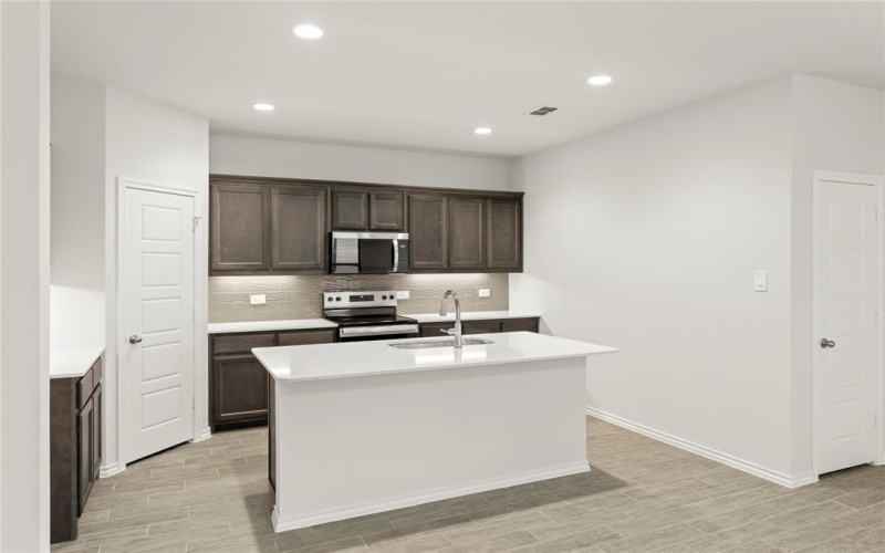 1617 Meadow Crest Drive, Aubrey, TX 76227, 3 Habitaciones Habitaciones , ,2 BañosBaños,Residential,En Venta,1617 Meadow Crest Drive,0,20920183