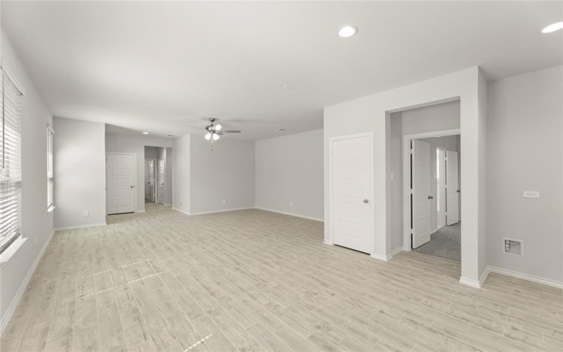 1717 Meadow Crest Drive, Aubrey, TX 76227, 3 Habitaciones Habitaciones , ,2 BañosBaños,Residential,En Venta,1717 Meadow Crest Drive,0,20920231
