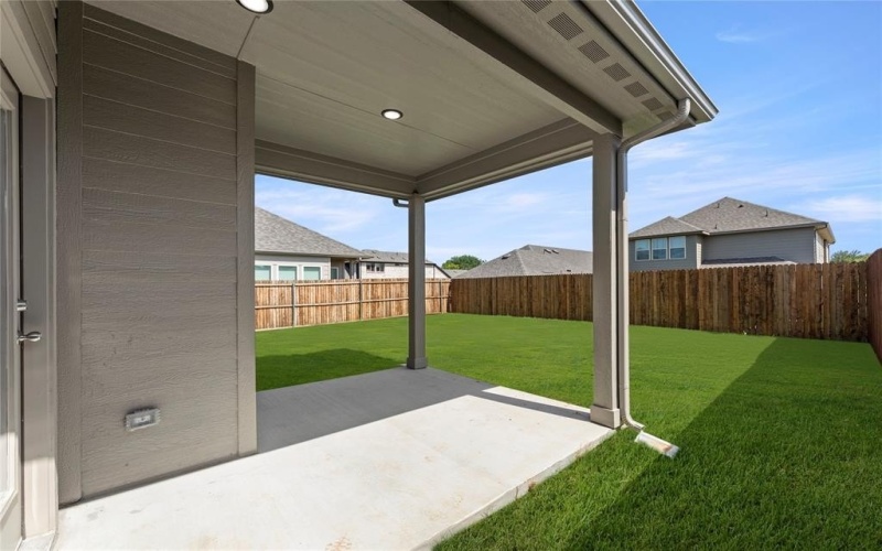 1717 Meadow Crest Drive, Aubrey, TX 76227, 3 Habitaciones Habitaciones , ,2 BañosBaños,Residential,En Venta,1717 Meadow Crest Drive,0,20920231