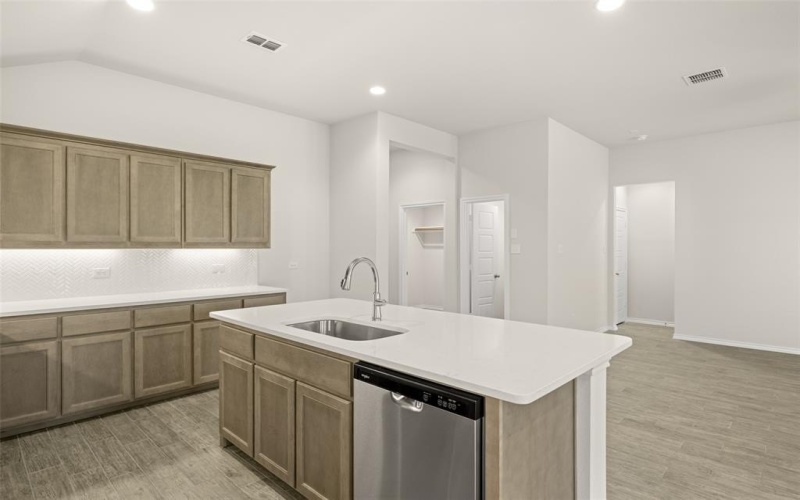 2109 Hickory Lane, Aubrey, TX 76227, 3 Habitaciones Habitaciones , ,2 BañosBaños,Residential,En Venta,2109 Hickory Lane,20920233