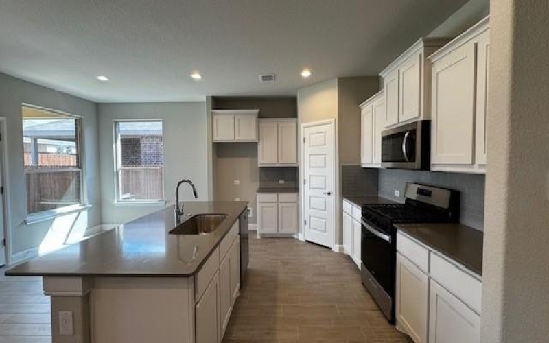 1926 LEGACY Drive, Cleburne, TX 76033, 4 Bedrooms Bedrooms, ,2 BathroomsBathrooms,Residential,For Sale,1926 LEGACY Drive,20920256