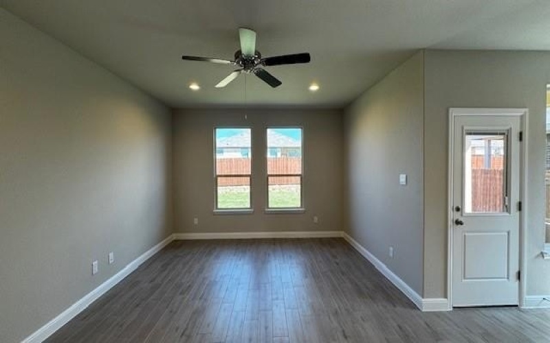 1926 LEGACY Drive, Cleburne, TX 76033, 4 Bedrooms Bedrooms, ,2 BathroomsBathrooms,Residential,For Sale,1926 LEGACY Drive,20920256