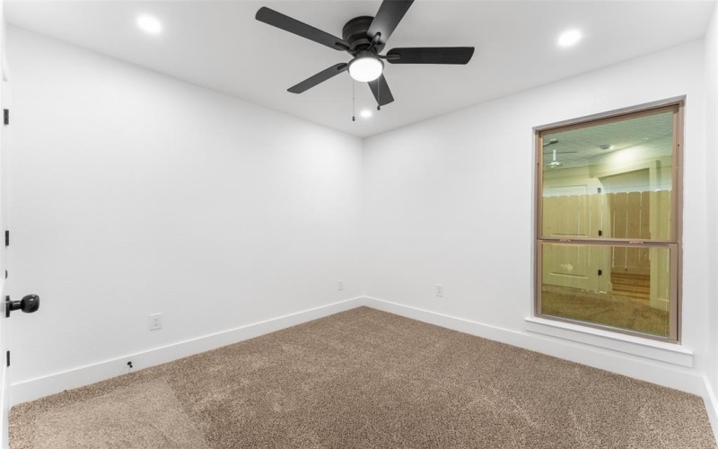 127 Chaparral Drive, Mabank, TX 75156, 3 Bedrooms Bedrooms, ,2 BathroomsBathrooms,Residential,For Sale,127 Chaparral Drive,20922317