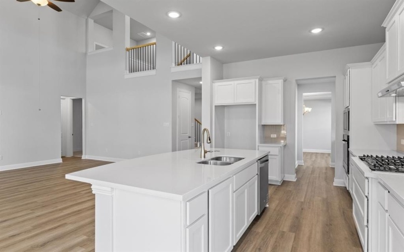 701 Squill Road, Fort Worth, TX 76247, 5 Habitaciones Habitaciones , ,5 BañosBaños,Residential,En Venta,701 Squill Road,0,20920521