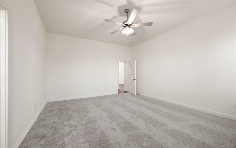 131 Jim Walters Drive, Runaway Bay, TX 76426, 3 Habitaciones Habitaciones , ,2 BañosBaños,Residential,En Venta,131 Jim Walters Drive,20922595
