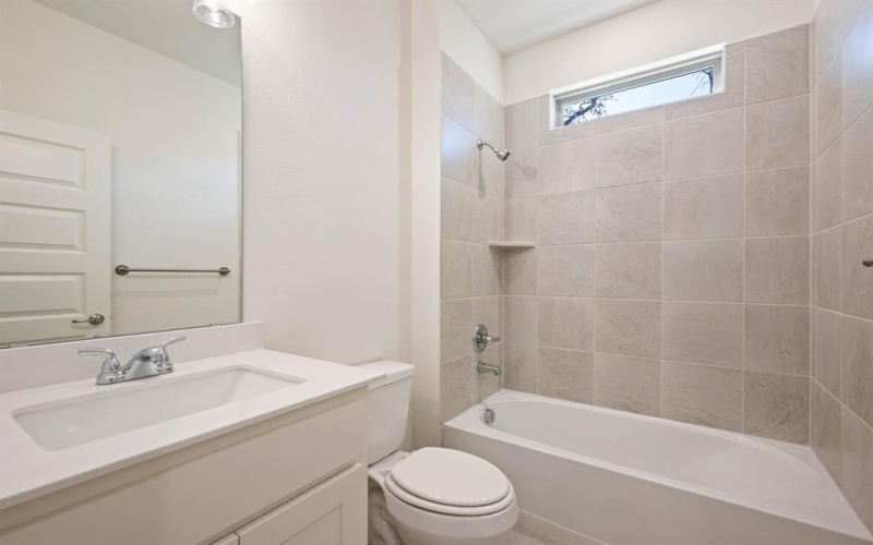 131 Jim Walters Drive, Runaway Bay, TX 76426, 3 Habitaciones Habitaciones , ,2 BañosBaños,Residential,En Venta,131 Jim Walters Drive,20922595