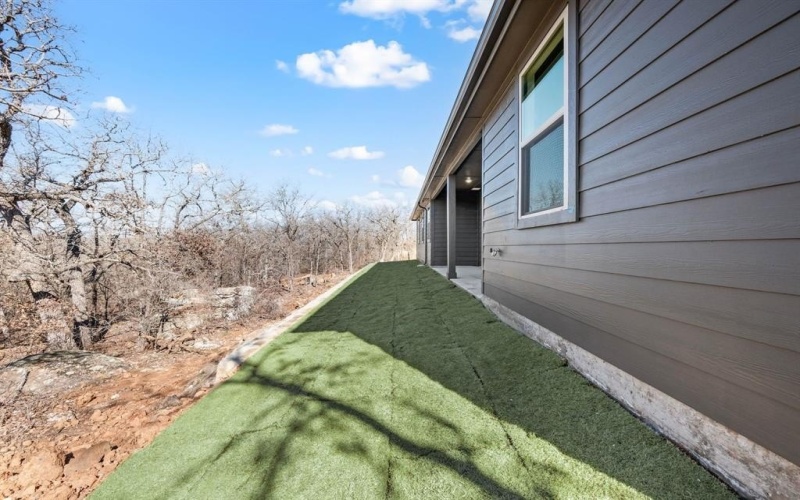 131 Jim Walters Drive, Runaway Bay, TX 76426, 3 Habitaciones Habitaciones , ,2 BañosBaños,Residential,En Venta,131 Jim Walters Drive,20922595