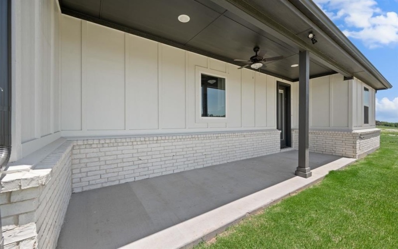 2004 Willy Dilly Road, Springtown, TX 76082, 3 Bedrooms Bedrooms, ,2 BathroomsBathrooms,Residential,For Sale,2004 Willy Dilly Road,20922614