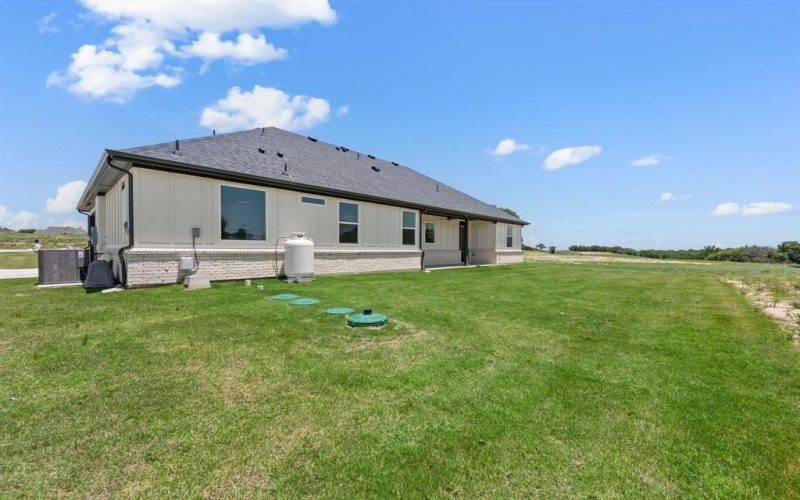 2004 Willy Dilly Road, Springtown, TX 76082, 3 Bedrooms Bedrooms, ,2 BathroomsBathrooms,Residential,For Sale,2004 Willy Dilly Road,20922614