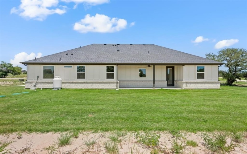 2004 Willy Dilly Road, Springtown, TX 76082, 3 Bedrooms Bedrooms, ,2 BathroomsBathrooms,Residential,For Sale,2004 Willy Dilly Road,20922614