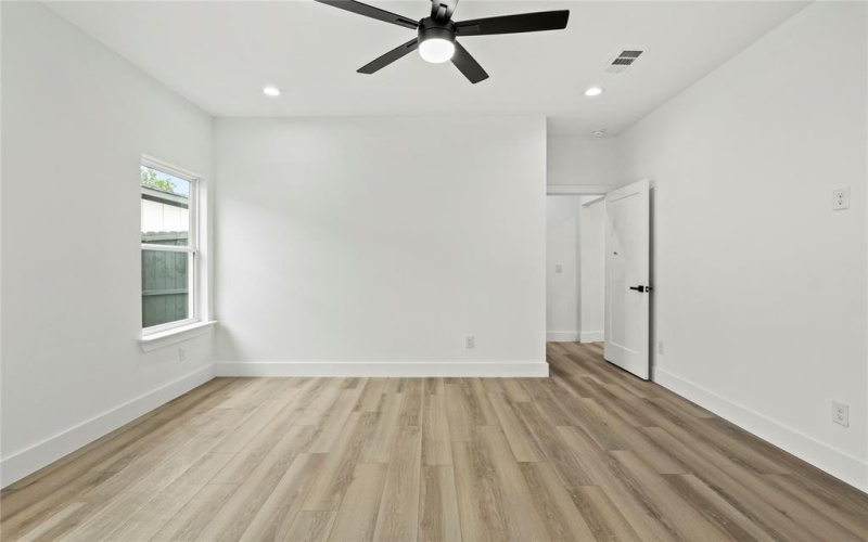 7815 Brownsville Avenue, Dallas, TX 75216, 3 Habitaciones Habitaciones , ,2 BañosBaños,Residential,En Venta,7815 Brownsville Avenue,20922652