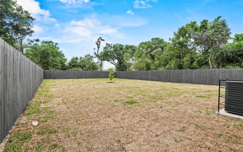 7815 Brownsville Avenue, Dallas, TX 75216, 3 Habitaciones Habitaciones , ,2 BañosBaños,Residential,En Venta,7815 Brownsville Avenue,20922652