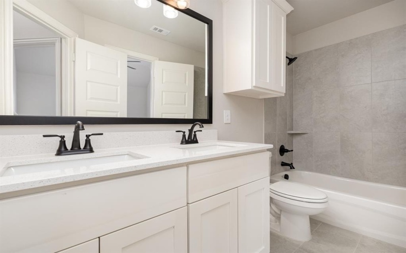 209 Mockingbird Lane, Heath, TX 75032, 6 Bedrooms Bedrooms, ,3 BathroomsBathrooms,Residential,For Sale,209 Mockingbird Lane,20920724