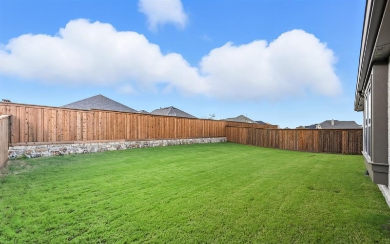 1046 Bearing Street, Royse City, TX 75189, 4 Bedrooms Bedrooms, ,3 BathroomsBathrooms,Residential,For Sale,1046 Bearing Street,0,20920899
