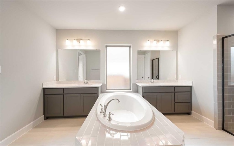 1951 Descent Lane, Rockwall, TX 75087, 5 Bedrooms Bedrooms, ,5 BathroomsBathrooms,Residential,For Sale,1951 Descent Lane,0,20920932