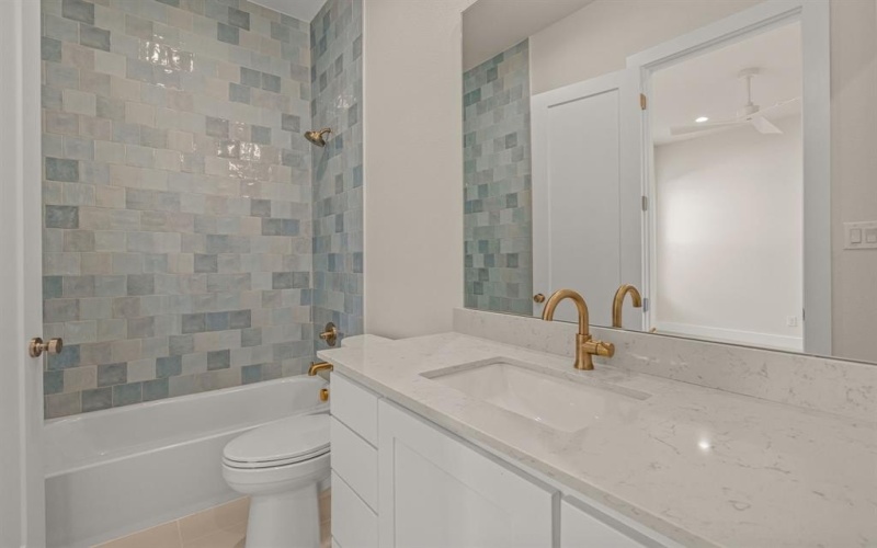 8424 Witt Street, North Richland Hills, TX 76182, 4 Habitaciones Habitaciones , ,6 BañosBaños,Residential,En Venta,8424 Witt Street,0,20920991