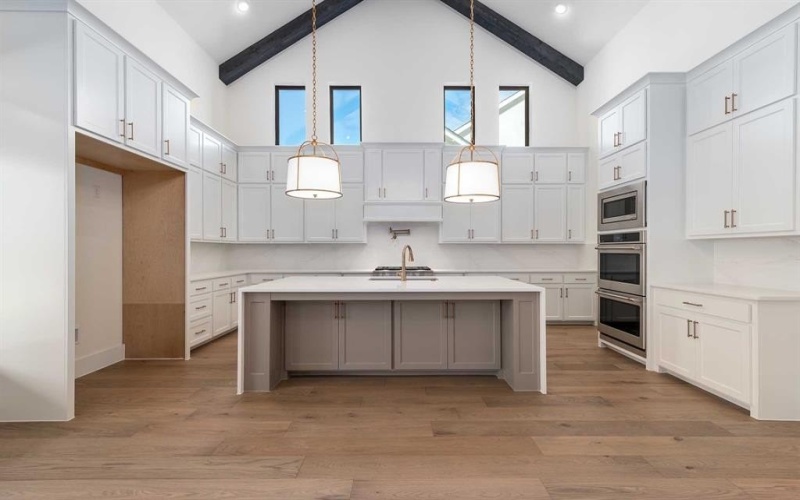 716 Bear Creek Drive, Hurst, TX 76054, 5 Bedrooms Bedrooms, ,6 BathroomsBathrooms,Residential,For Sale,716 Bear Creek Drive,0,20921014