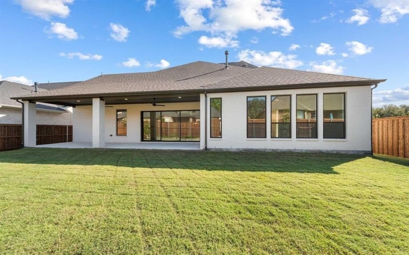 716 Bear Creek Drive, Hurst, TX 76054, 5 Bedrooms Bedrooms, ,6 BathroomsBathrooms,Residential,For Sale,716 Bear Creek Drive,0,20921014