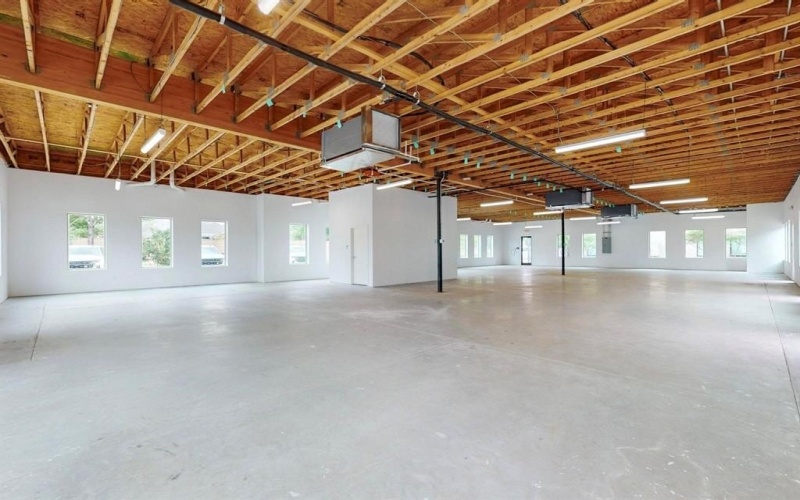 651 E Debbie Lane #300, Mansfield, TX 76063, ,Commercial Sale,En Venta,651 E Debbie Lane,20921071