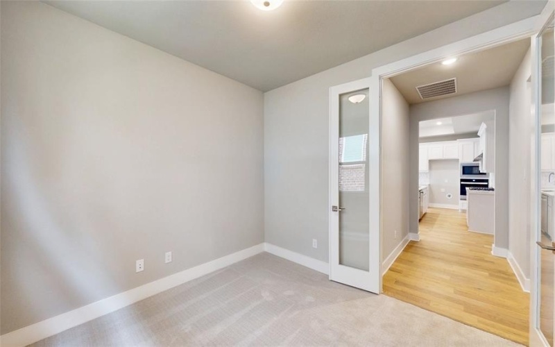 1504 Larson Lane, Denton, TX 76210, 3 Bedrooms Bedrooms, ,2 BathroomsBathrooms,Residential,For Sale,1504 Larson Lane,20921185