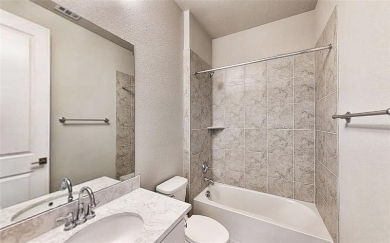 1504 Larson Lane, Denton, TX 76210, 3 Bedrooms Bedrooms, ,2 BathroomsBathrooms,Residential,For Sale,1504 Larson Lane,20921185