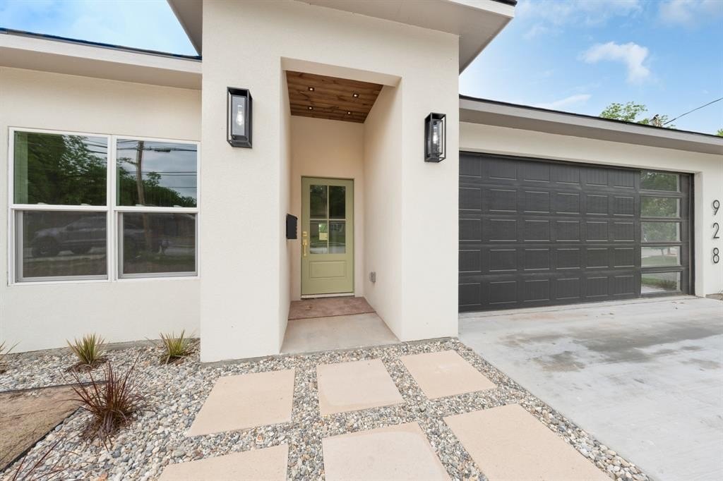 928 College St, Sulphur Springs, TX 75482, 3 Bedrooms Bedrooms, ,2 BathroomsBathrooms,Residential,For Sale,928 College St,20921517