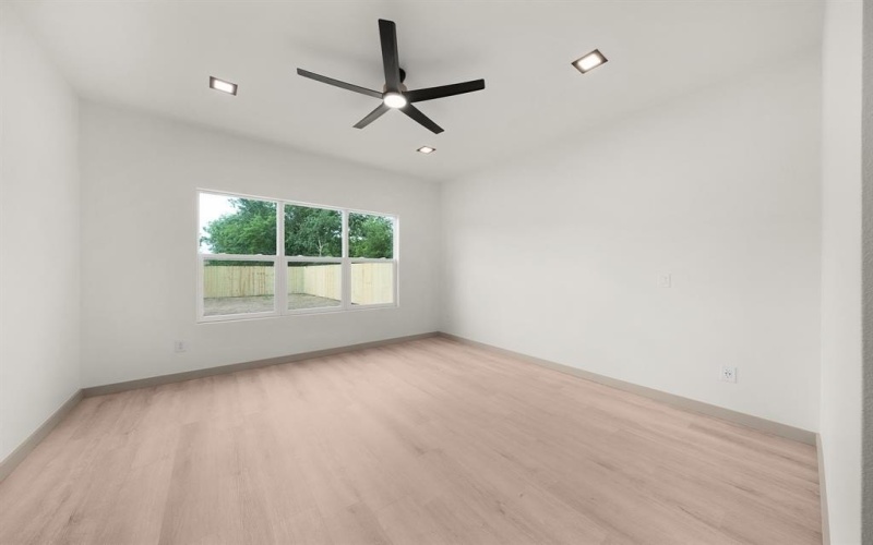 928 College St, Sulphur Springs, TX 75482, 3 Bedrooms Bedrooms, ,2 BathroomsBathrooms,Residential,For Sale,928 College St,20921517