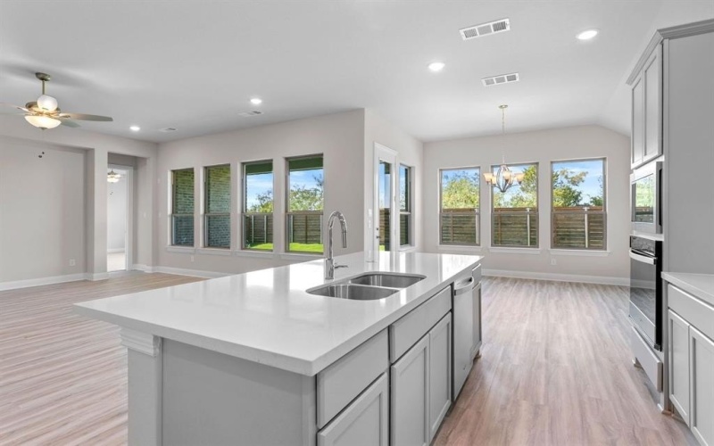 2005 Eagle Nest Drive, Mesquite, TX 75181, 4 Habitaciones Habitaciones , ,3 BañosBaños,Residential,En Venta,2005 Eagle Nest Drive,0,20921624