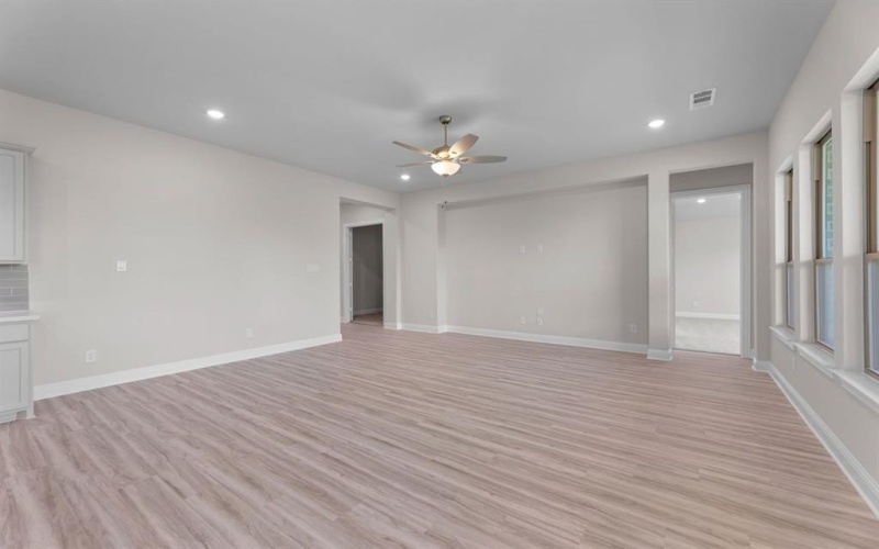 2005 Eagle Nest Drive, Mesquite, TX 75181, 4 Habitaciones Habitaciones , ,3 BañosBaños,Residential,En Venta,2005 Eagle Nest Drive,0,20921624