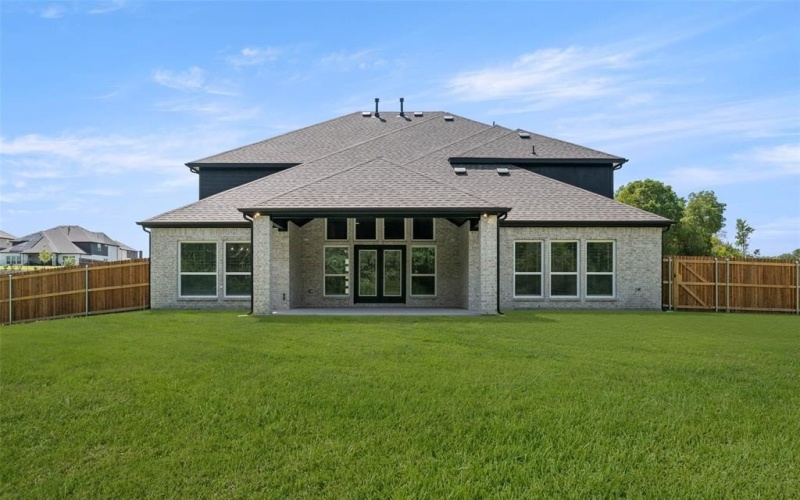 312 Hidden, DeSoto, TX 75115, 5 Bedrooms Bedrooms, ,5 BathroomsBathrooms,Residential,For Sale,312 Hidden,0,20922031