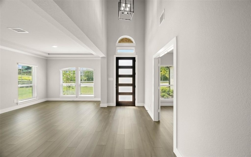 312 Hidden, DeSoto, TX 75115, 5 Bedrooms Bedrooms, ,5 BathroomsBathrooms,Residential,For Sale,312 Hidden,0,20922031