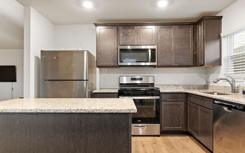 8216 Columbia Falls Road, Ponder, TX 76259, 3 Bedrooms Bedrooms, ,2 BathroomsBathrooms,Residential,For Sale,8216 Columbia Falls Road,20923018