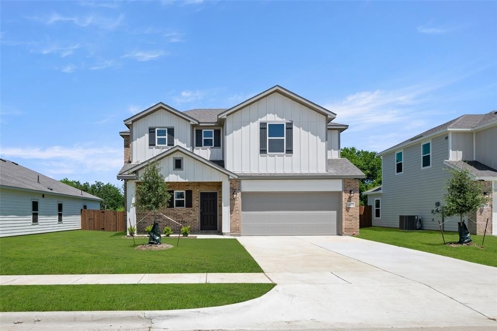 1605 Annabelle Street, Cleburne, TX 76031, 4 Bedrooms Bedrooms, ,2 BathroomsBathrooms,Residential,For Sale,1605 Annabelle Street,20923037