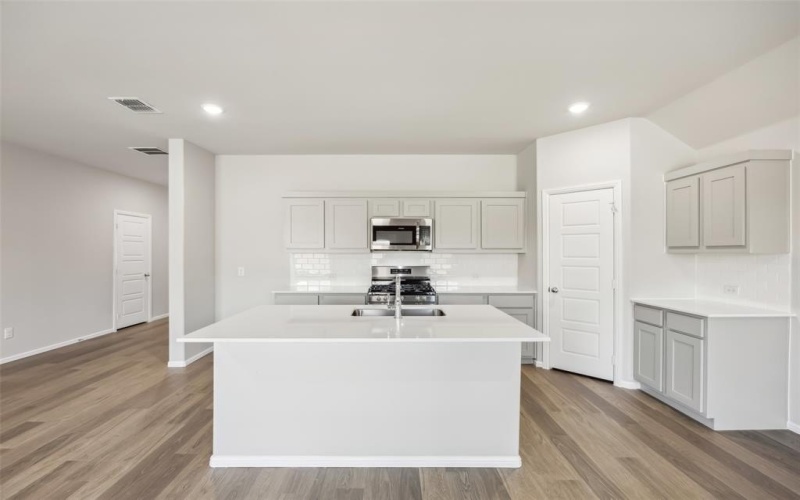 1948 Callington Way, Forney, TX 75126, 3 Habitaciones Habitaciones , ,2 BañosBaños,Residential,En Venta,1948 Callington Way,20923187
