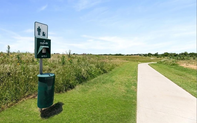 601 Pawprint Hollow, Godley, TX 76044, 4 Bedrooms Bedrooms, ,2 BathroomsBathrooms,Residential,For Sale,601 Pawprint Hollow,20923195