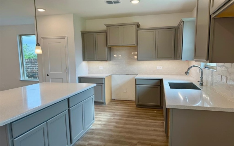 601 Pawprint Hollow, Godley, TX 76044, 4 Bedrooms Bedrooms, ,2 BathroomsBathrooms,Residential,For Sale,601 Pawprint Hollow,20923195