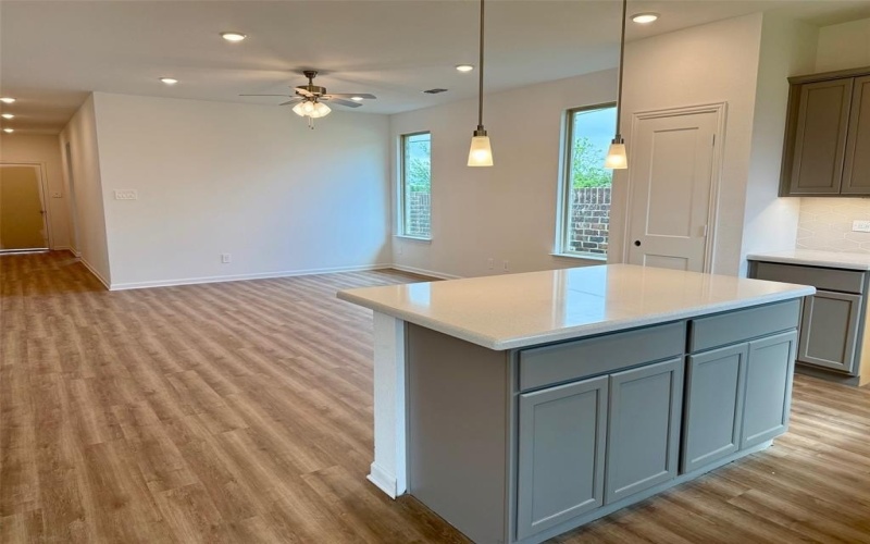 601 Pawprint Hollow, Godley, TX 76044, 4 Bedrooms Bedrooms, ,2 BathroomsBathrooms,Residential,For Sale,601 Pawprint Hollow,20923195