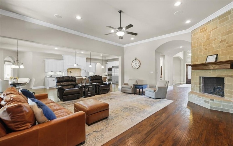 720 Wagner Way, Lantana, TX 76226, 4 Habitaciones Habitaciones , ,5 BañosBaños,Residential,En Venta,720 Wagner Way,20923249