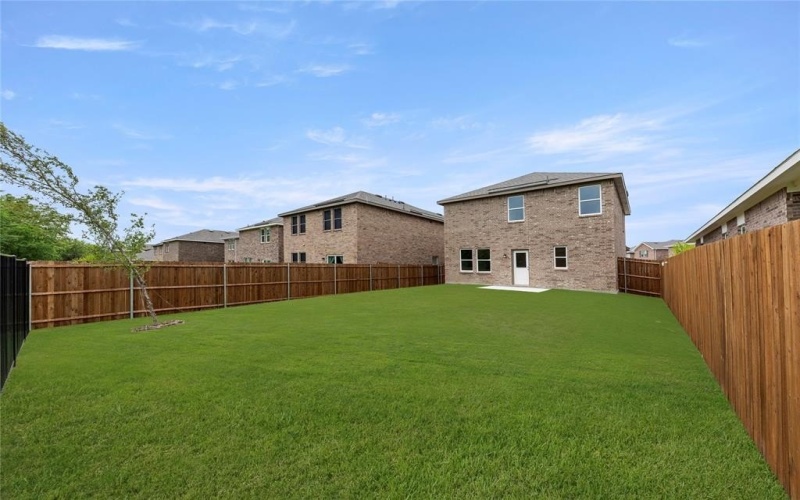 2102 Harebell Drive, Melissa, TX 75454, 3 Bedrooms Bedrooms, ,2 BathroomsBathrooms,Residential,For Sale,2102 Harebell Drive,20923300