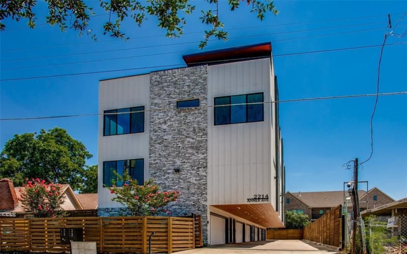 2214 Annex Avenue #105, Dallas, TX 75204, 2 Habitaciones Habitaciones , ,2 BañosBaños,Residential,En Venta,2214 Annex Avenue,20923327